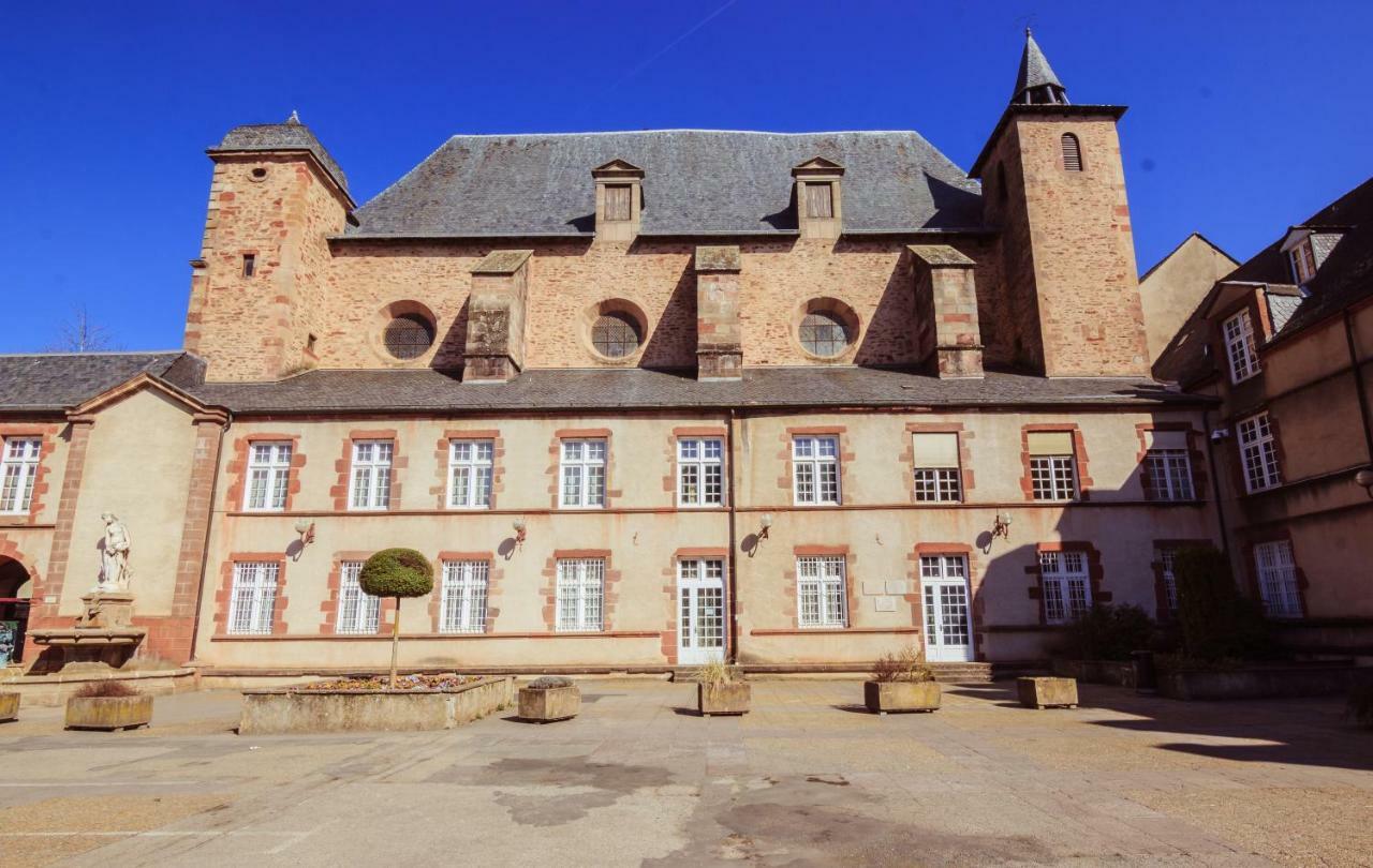 Sleep in Rodez Appartement Place Foch Centre Historique-Vieux Rodez Buitenkant foto